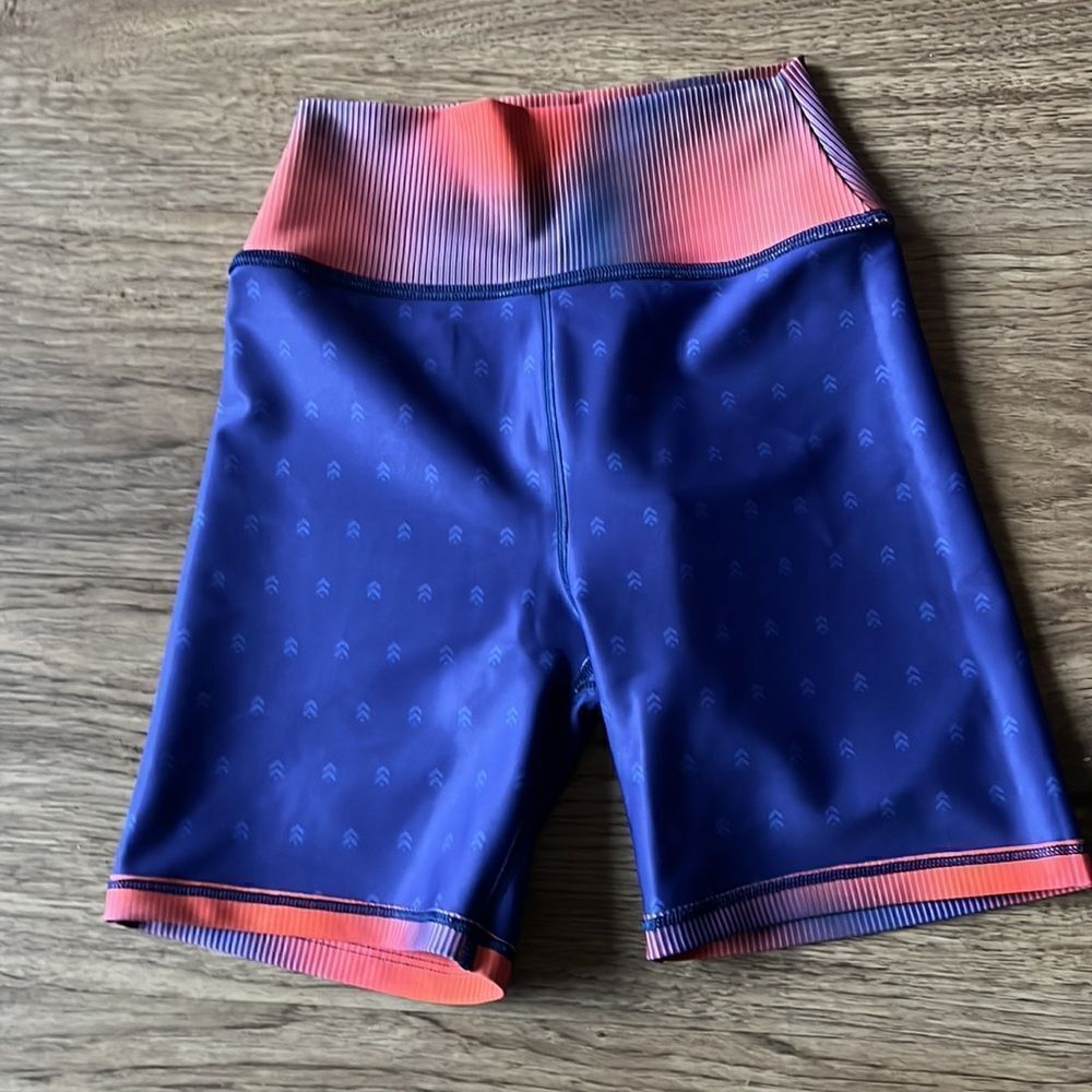 wear it to heart Kurt Reversible Short - Picture 5 of 5